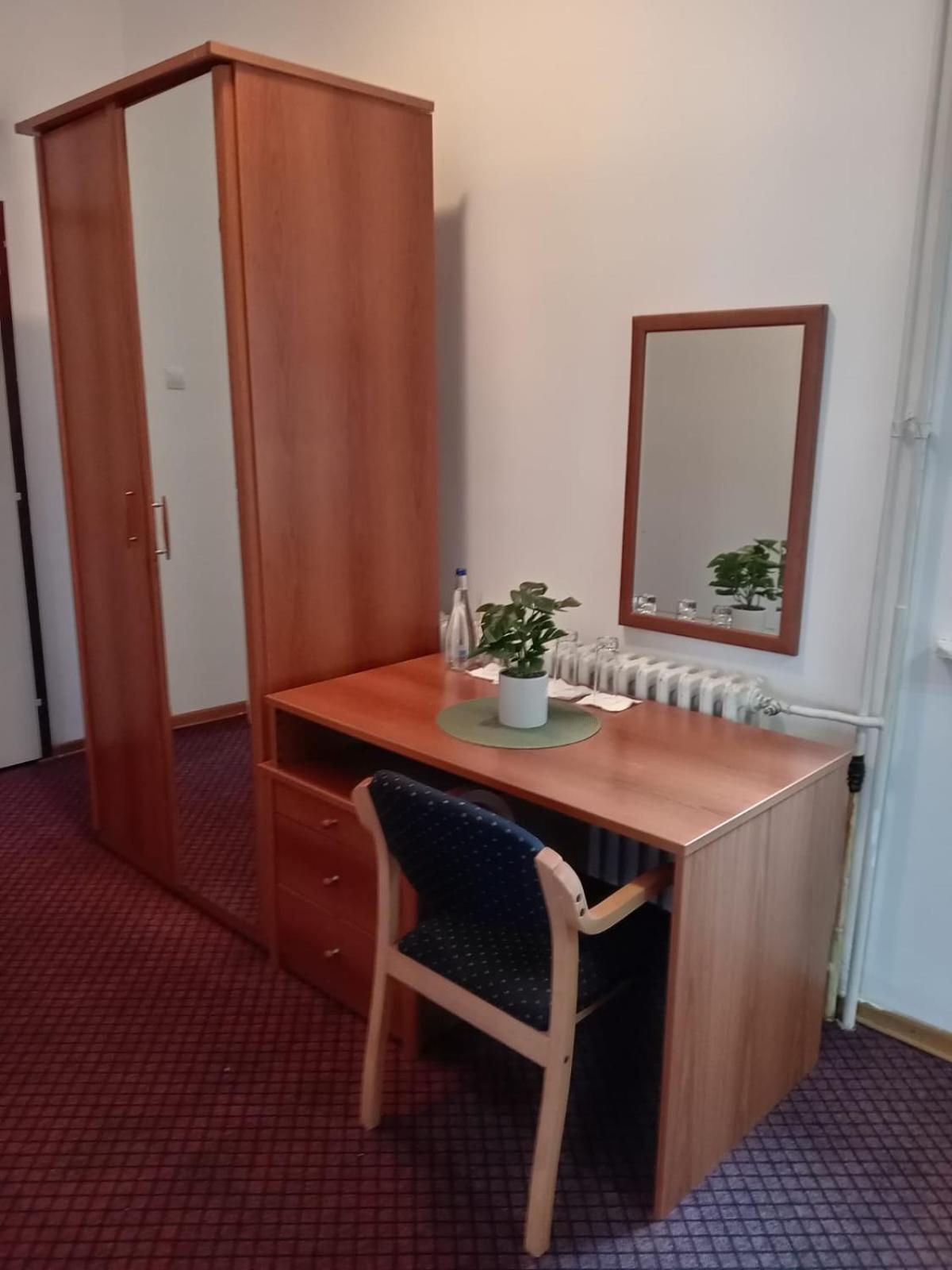 Hotel Vlasina - Vlasinsko Jezero Vlasina Rid Kültér fotó